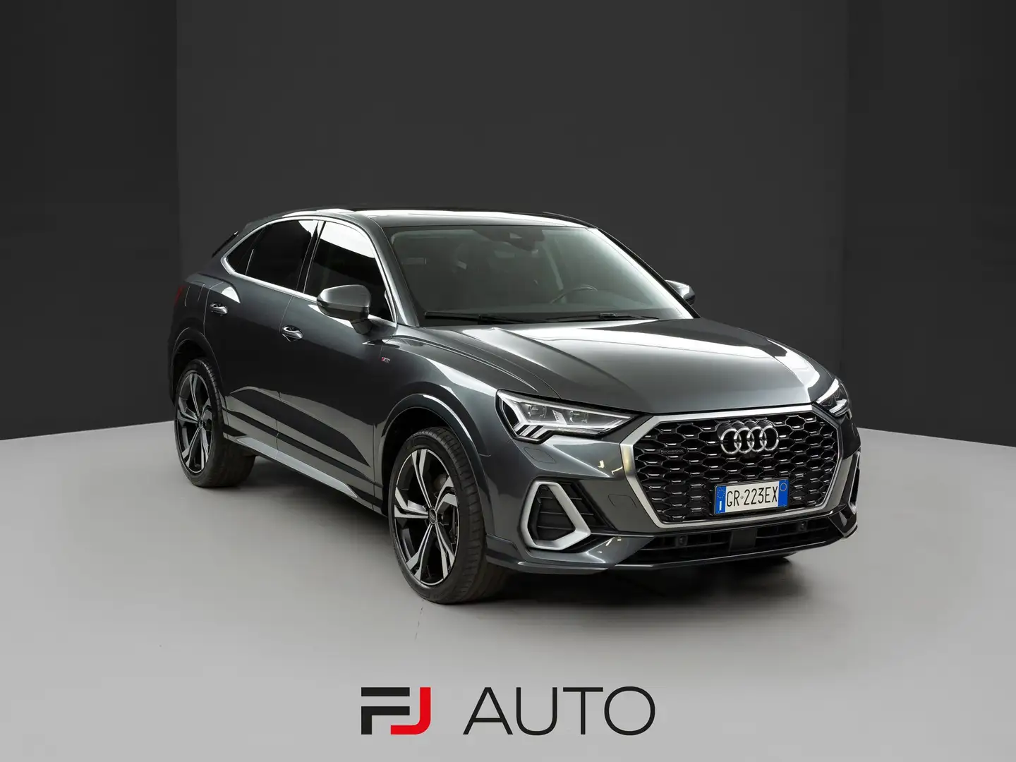 Audi Q3 SPB 45 2.0 TFSI S line quattro 245cv s-tronic Grau - 1