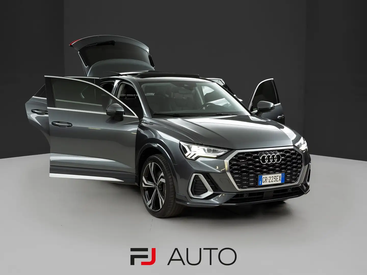 Audi Q3 SPB 45 2.0 TFSI S line quattro 245cv s-tronic Grau - 2