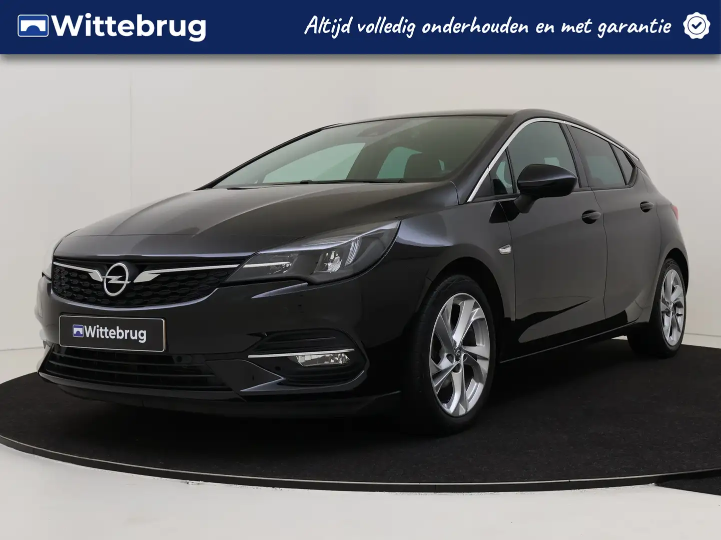 Opel Astra 1.2 Edition Camera|Navigatie! Zwart - 1