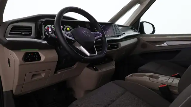 Volkswagen T7 Multivan VW T7 Multivan Life ÜH TDI Ansicht 10