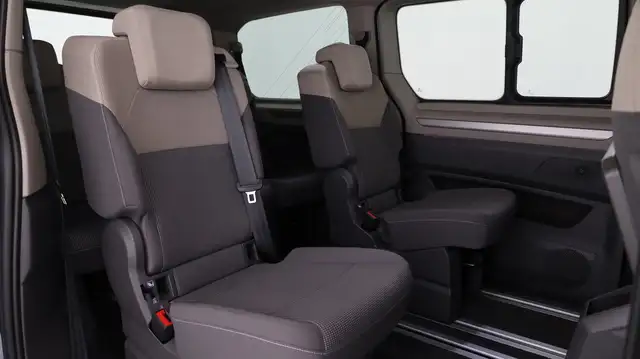 Volkswagen T7 Multivan VW T7 Multivan Life ÜH TDI Ansicht 20