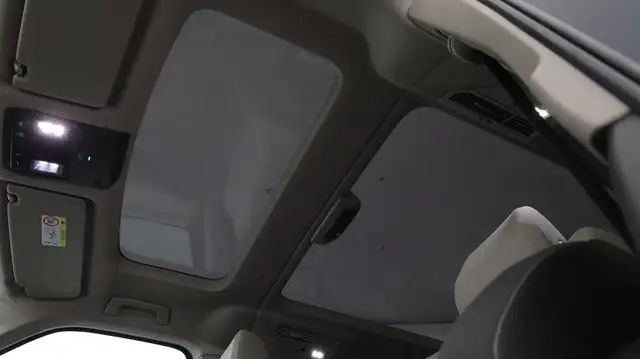 Volkswagen T7 Multivan VW T7 Multivan Life ÜH TDI Ansicht 18