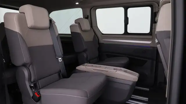 Volkswagen T7 Multivan VW T7 Multivan Life ÜH TDI Ansicht 21