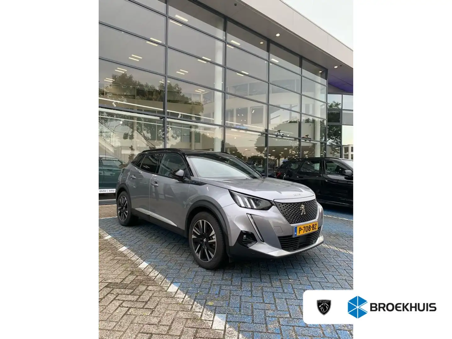 Peugeot e-2008 EV GT Pack 50 kWh | Achterbank in delen neerklapba Grijs - 1