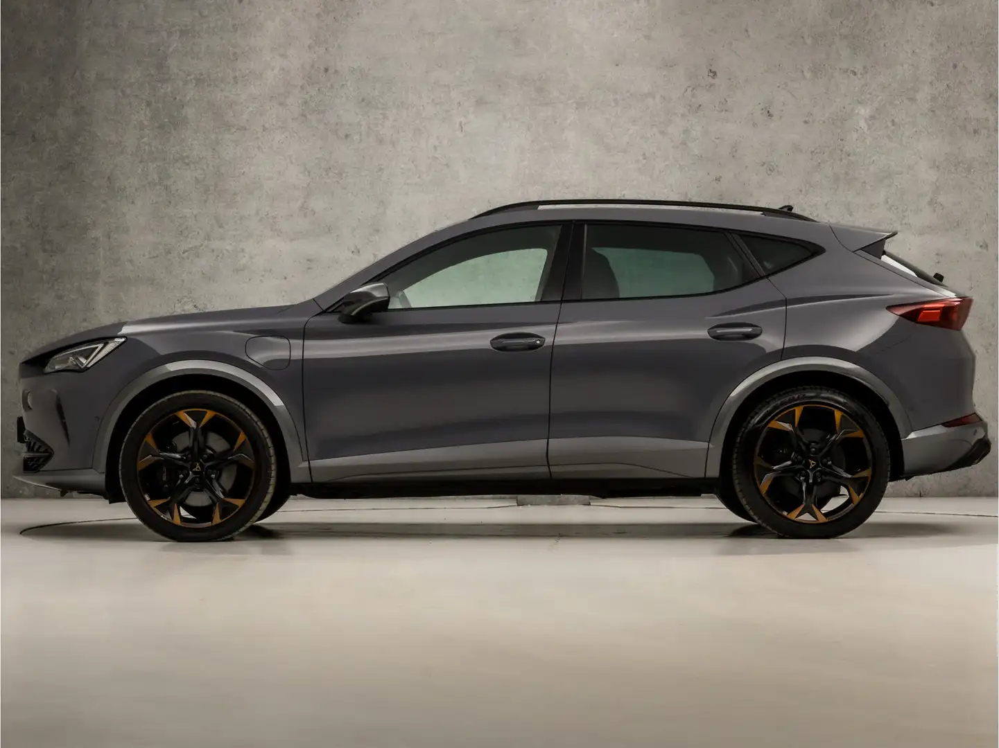 CUPRA Formentor 1.4 e-Hybrid VZ Performance 245Pk Automaat (APPLE Grijs - 2