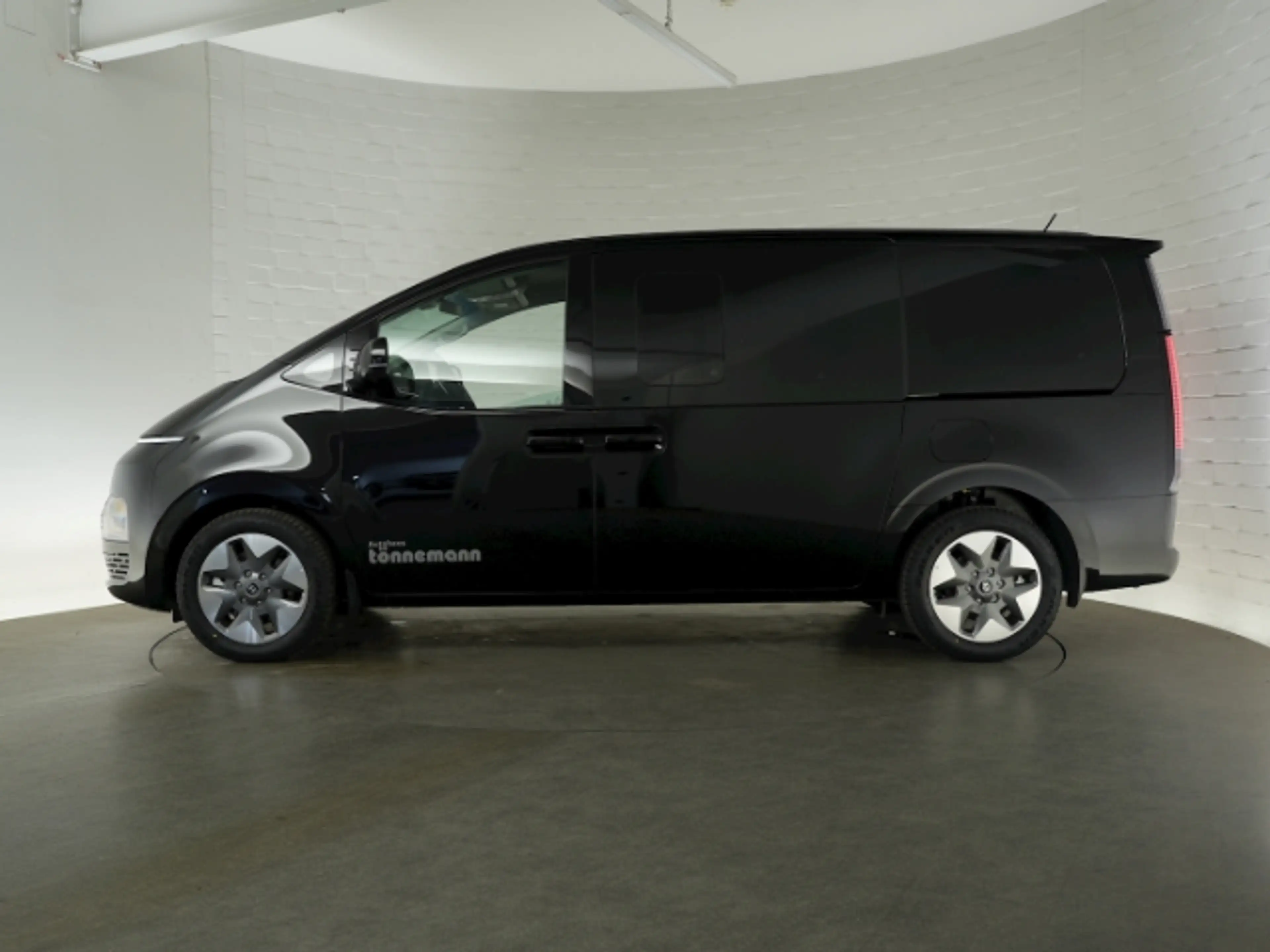 Hyundai STARIA HEV PRIME AT 9-SITZER+VOLL LED+360 GRAD KAMERA+NAV — photo 7