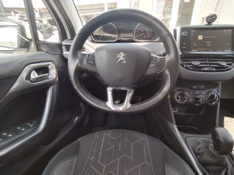 Peugeot 2008 Active+GARANTIE+KLIMA+PDC+TEMPOMAT+EURO 6 — photo 12
