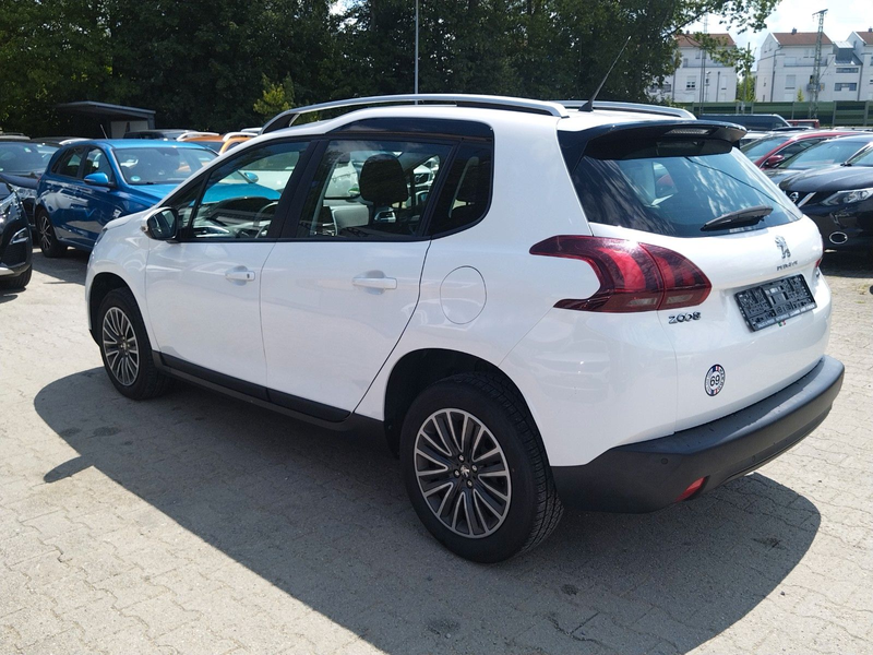 Peugeot 2008 Active+GARANTIE+KLIMA+PDC+TEMPOMAT+EURO 6 — photo 6