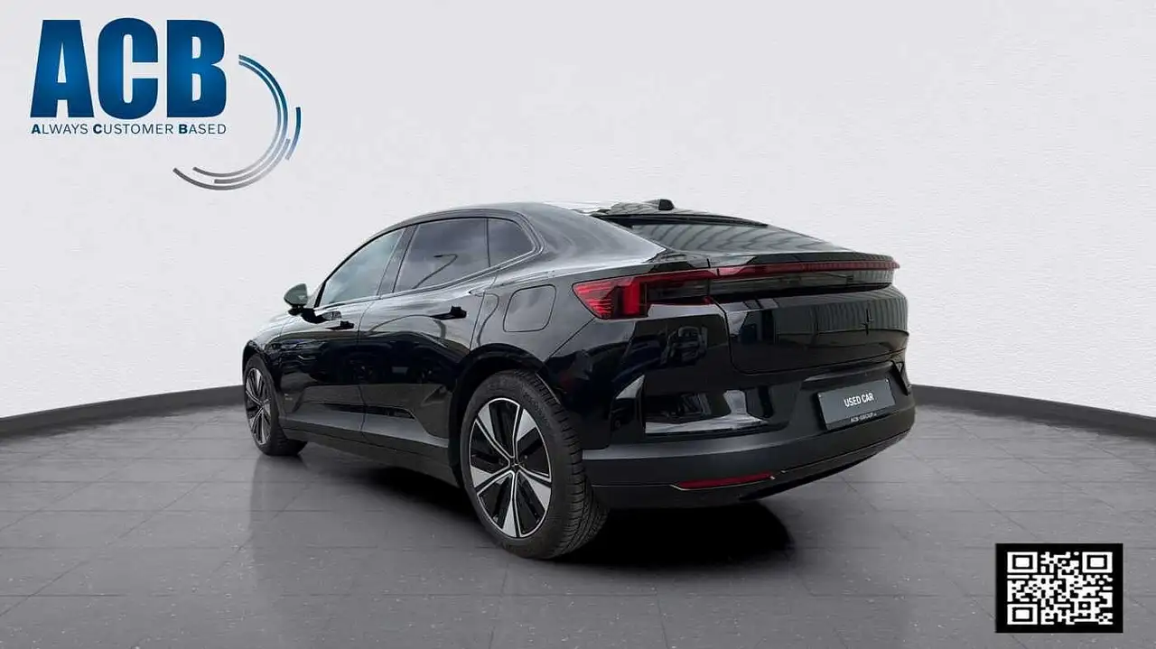 Polestar 4 2025