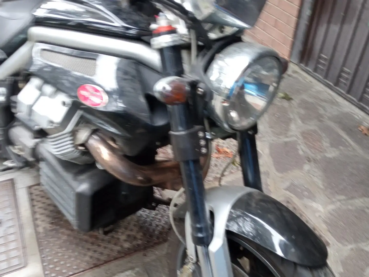 Moto Guzzi Griso 1100 Noir - 2