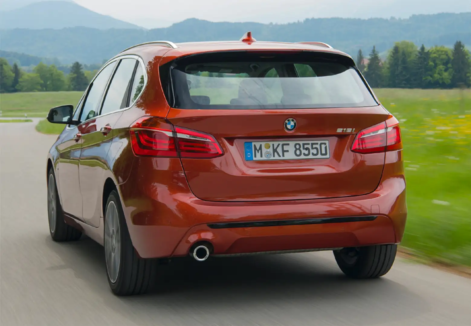 BMW 216 216d Active Tourer Negro - 2