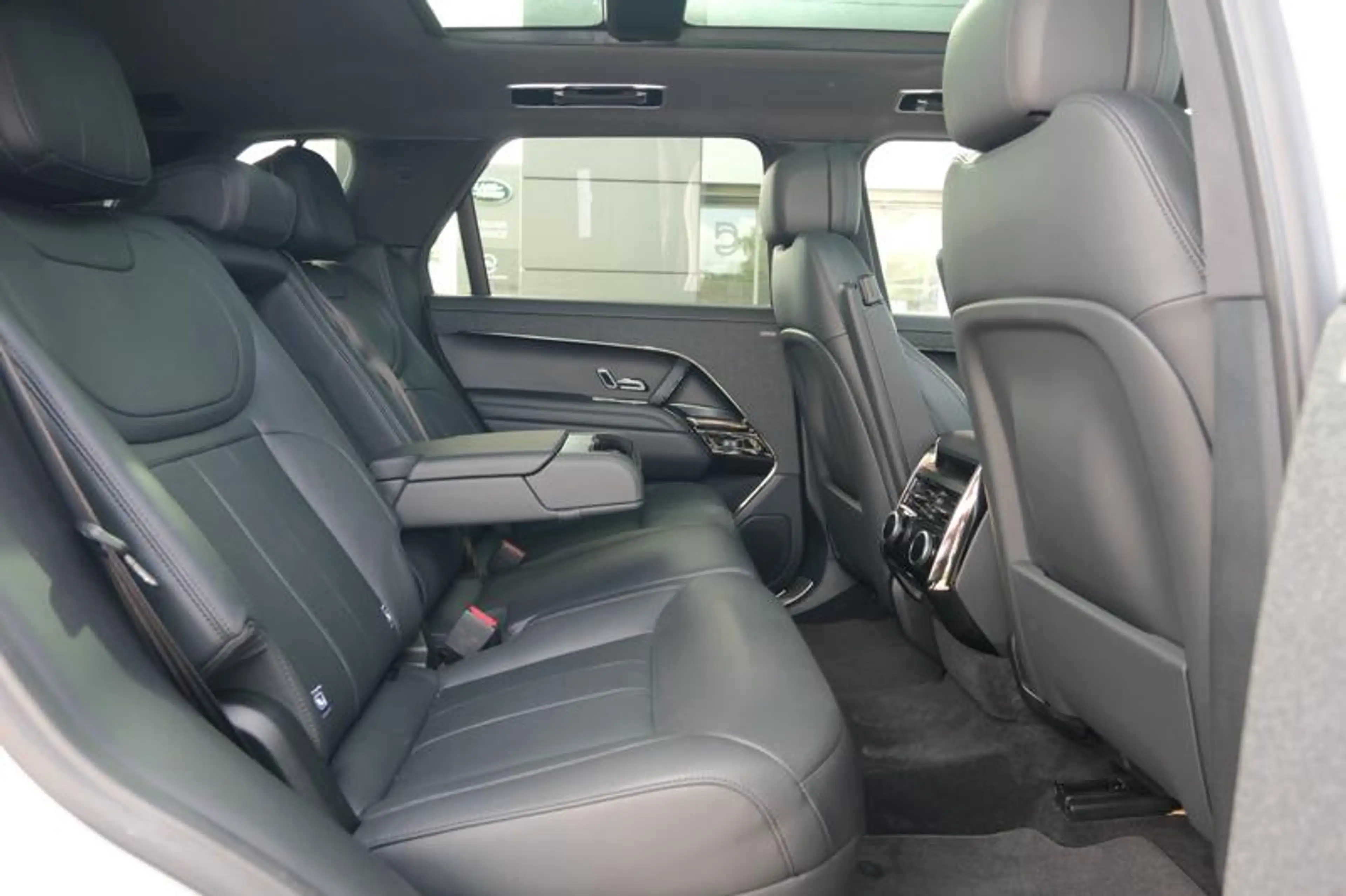 Land Rover Range Rover Sport P460e Dynamic SE | PANO | TOWB | SEAT VENT | MERID — photo 6