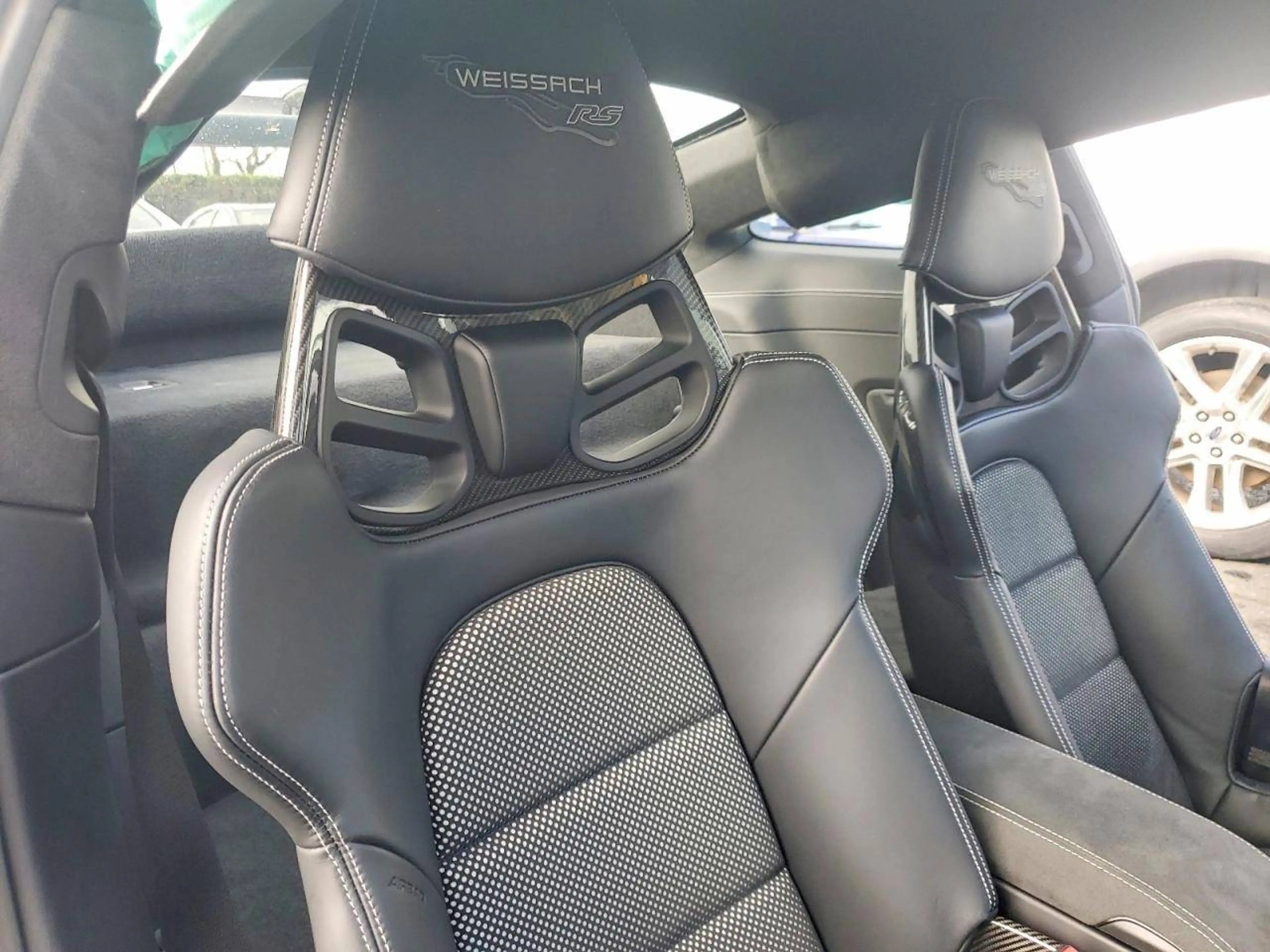 Porsche 992 911 GT3 RS 4.0 WEISSACH PACK — photo 9