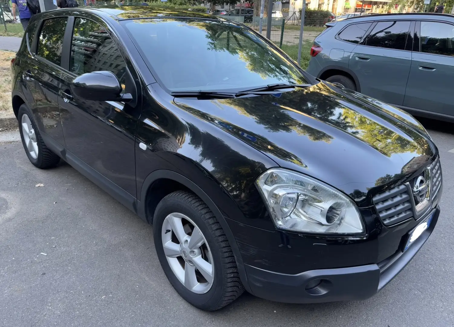 Nissan Qashqai 2.0 16v Tekna 4x4 Nero - 2