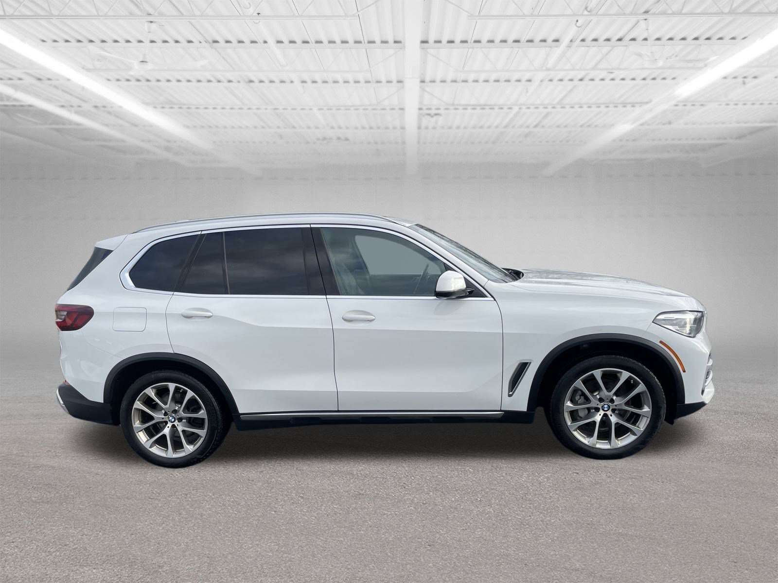 2021 BMW X5 3,000 cc 6 cyl alt 3