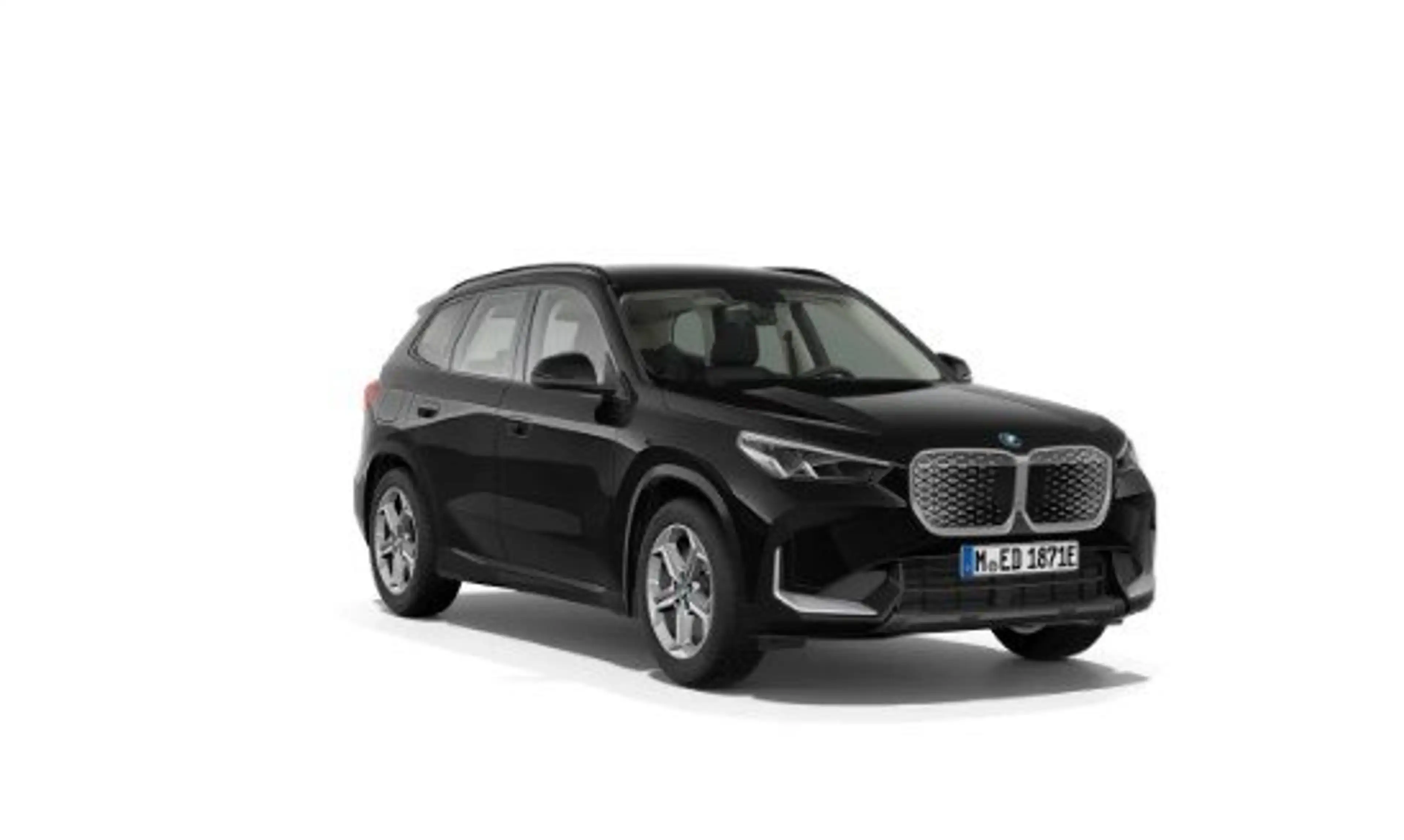 BMW iX1 eDrive20  18LM+AHK+KAMERA+NAVI+ — photo 2