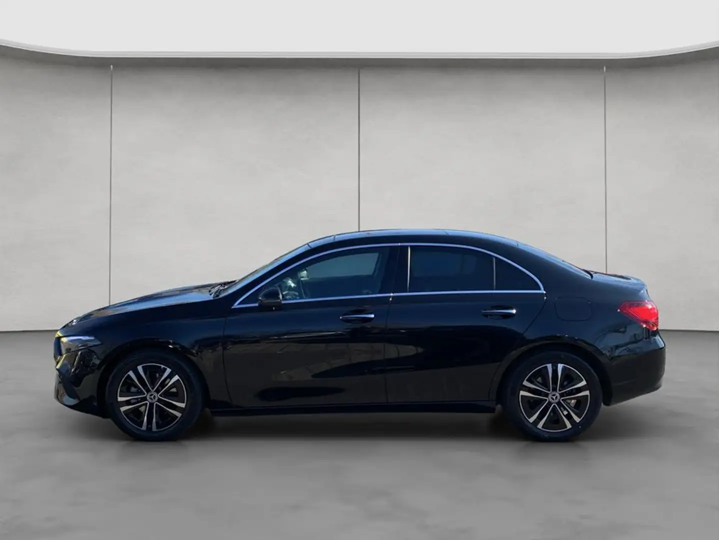 Mercedes-Benz A 200 A-Klasse Noir - 2