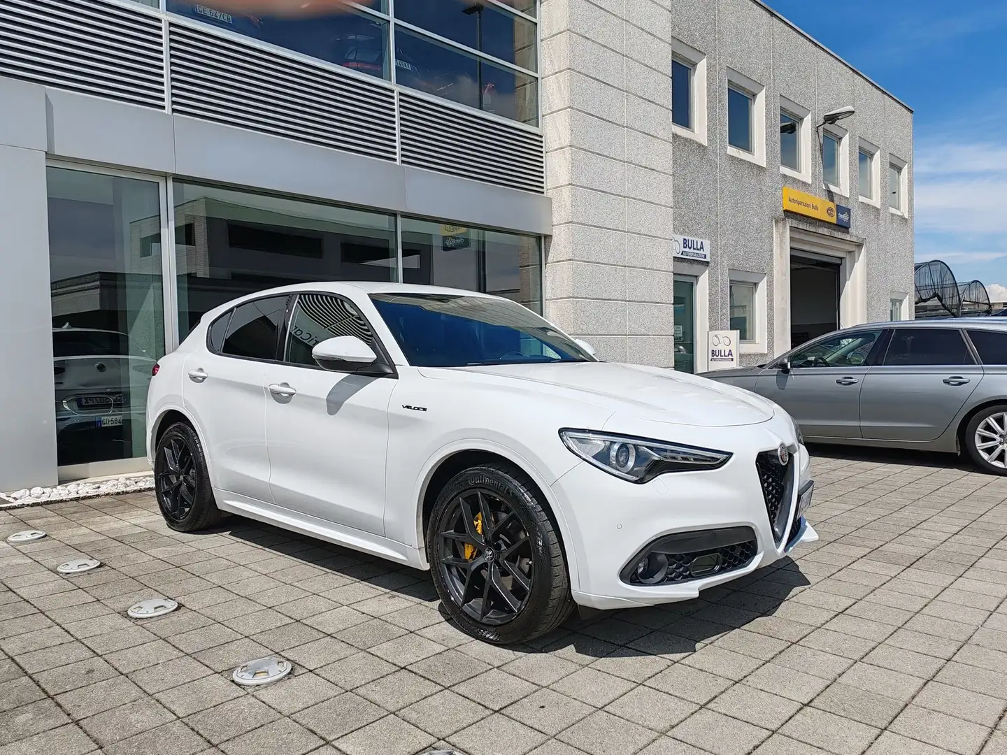 Alfa Romeo Stelvio Veloce 210cv AT8 Q4 Xeno Pelle Sens+Camera BLIS Wit - 2