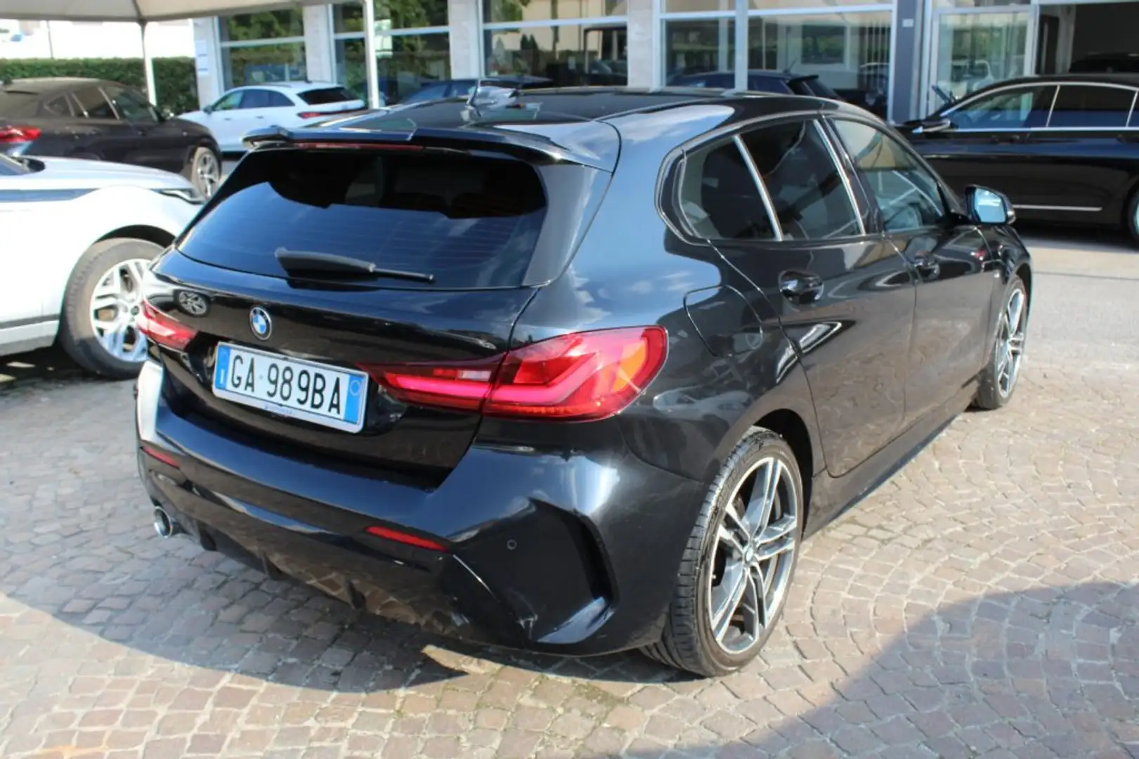 BMW 116 d 5p Msport M 18' aut FULL PACK LUCI Чорний - 2