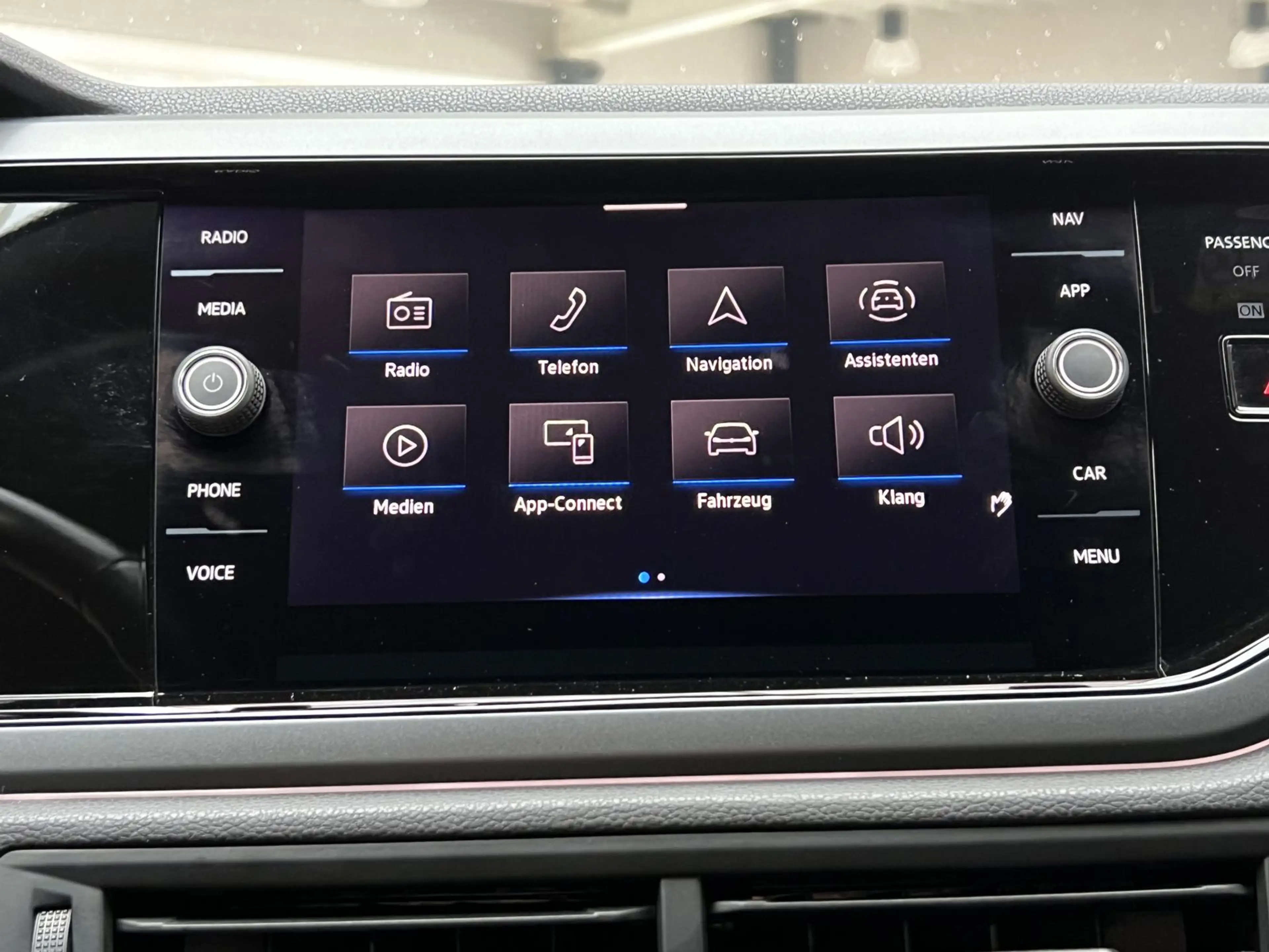 Volkswagen Taigo 1.0TSI DSG R-Line Navi AHK Kamera DAB+ IQ — photo 12