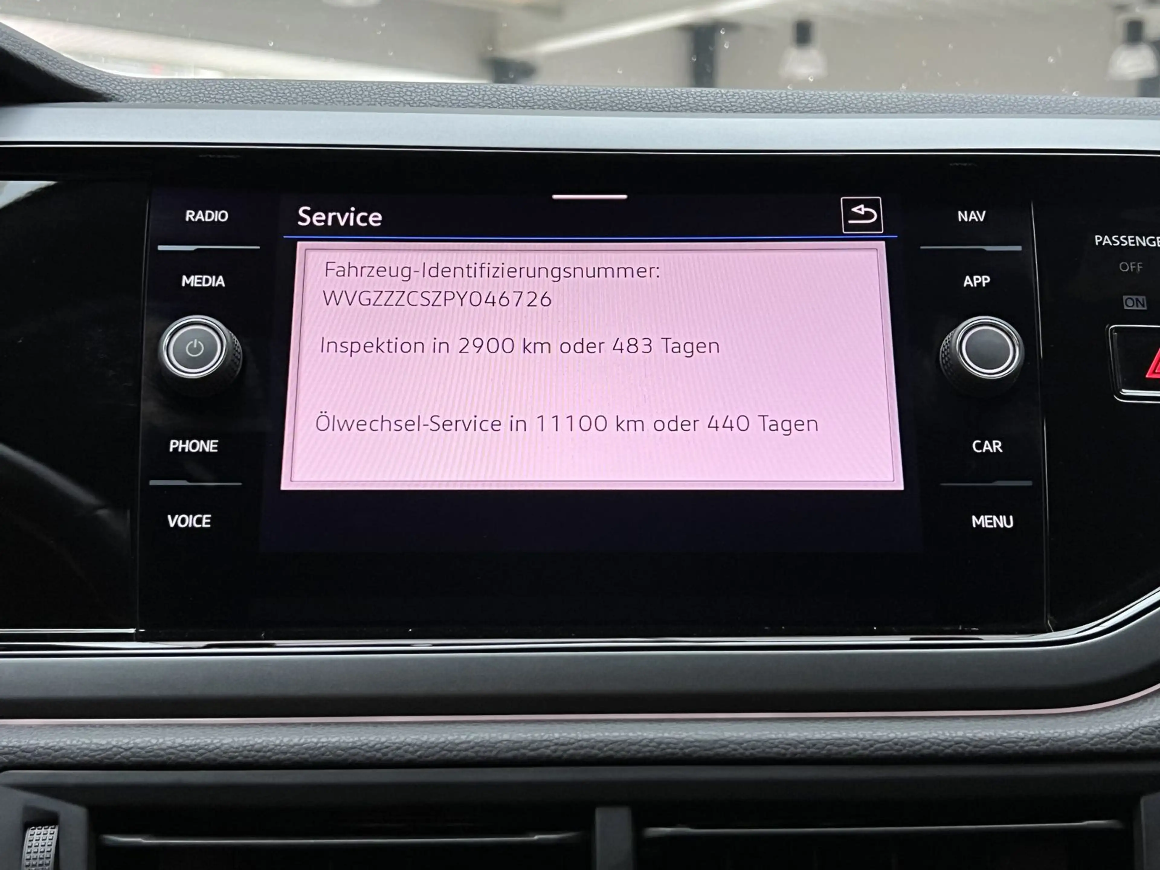 Volkswagen Taigo 1.0TSI DSG R-Line Navi AHK Kamera DAB+ IQ — photo 14