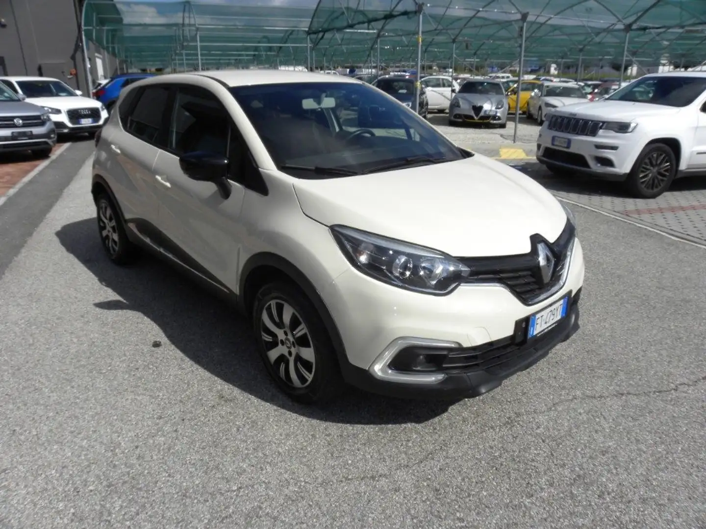 Renault Captur dCi 8V 90 CV Sport Edition Beige - 2