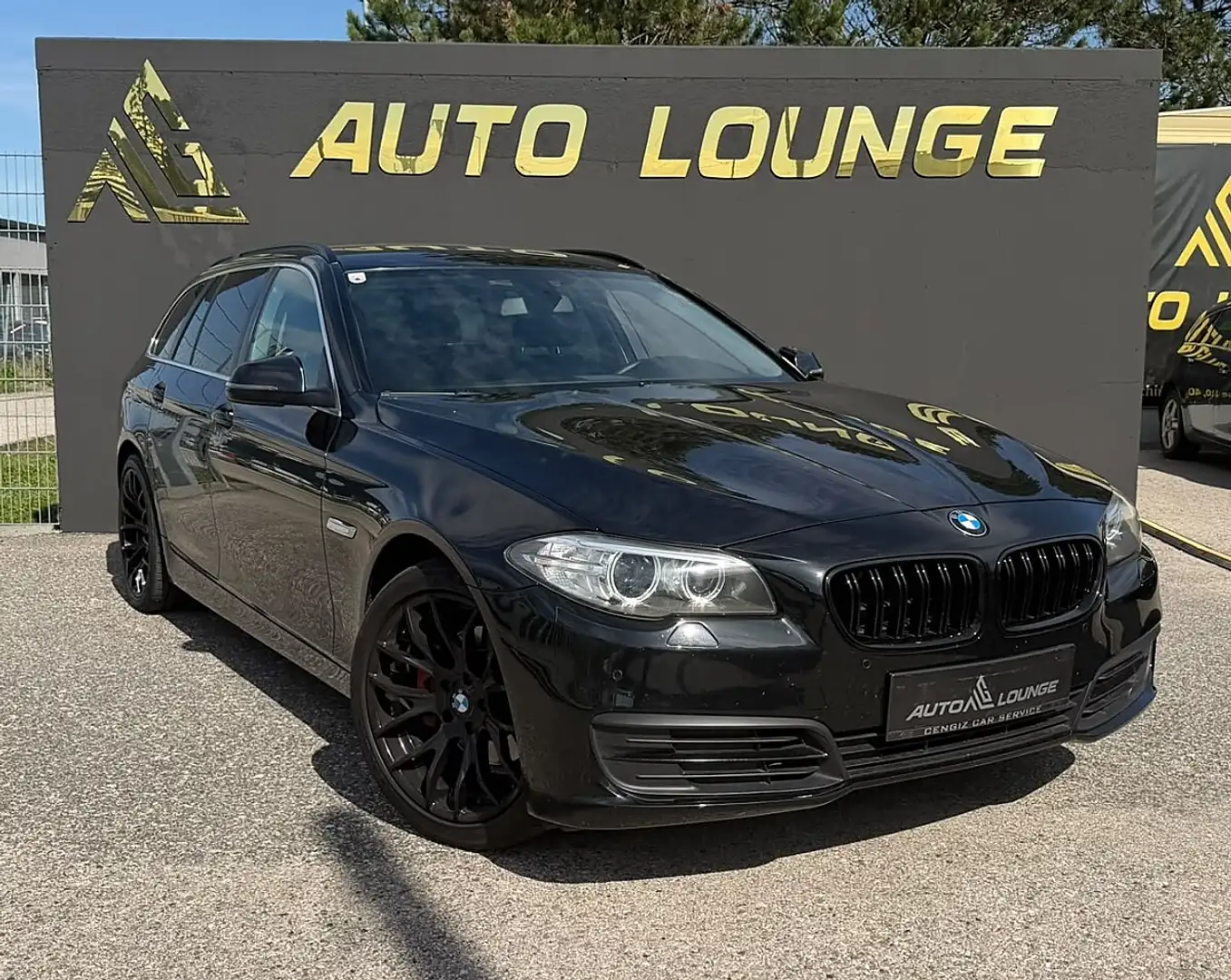 BMW Sonstige 5er-Reihe 5er - 520 d DPF Touring Schwarz - 1