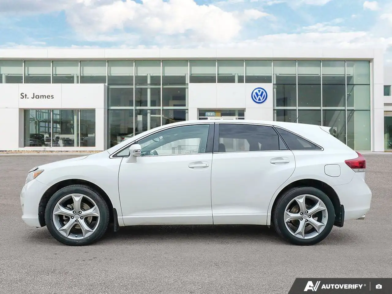 Toyota Venza снимка Toyota Venza