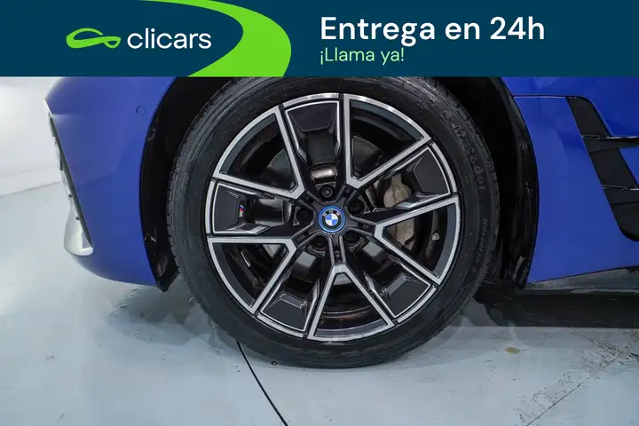 BMW i4 2022, foto 11