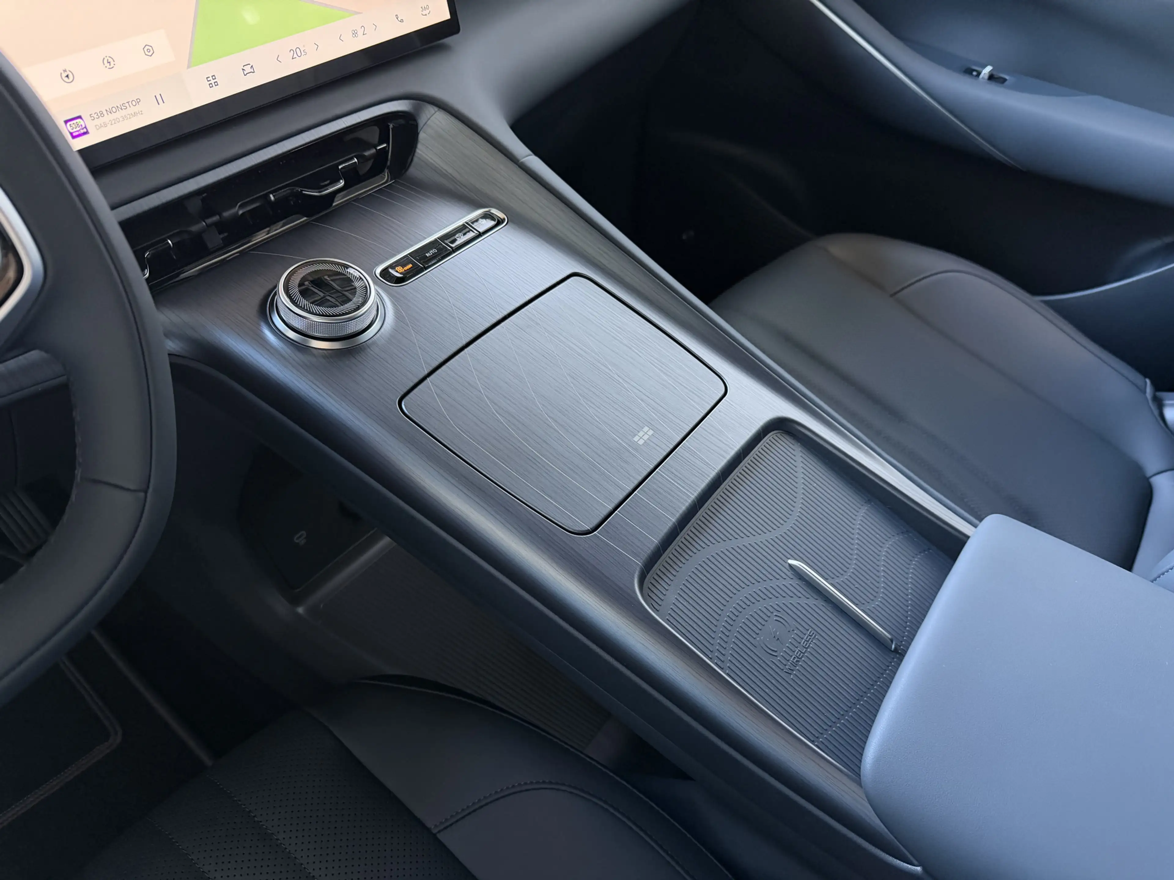 Geely E5 Pro+ 68 kWh | 475 km WLTP | Moonlight Silver 8 Jaa — photo 14
