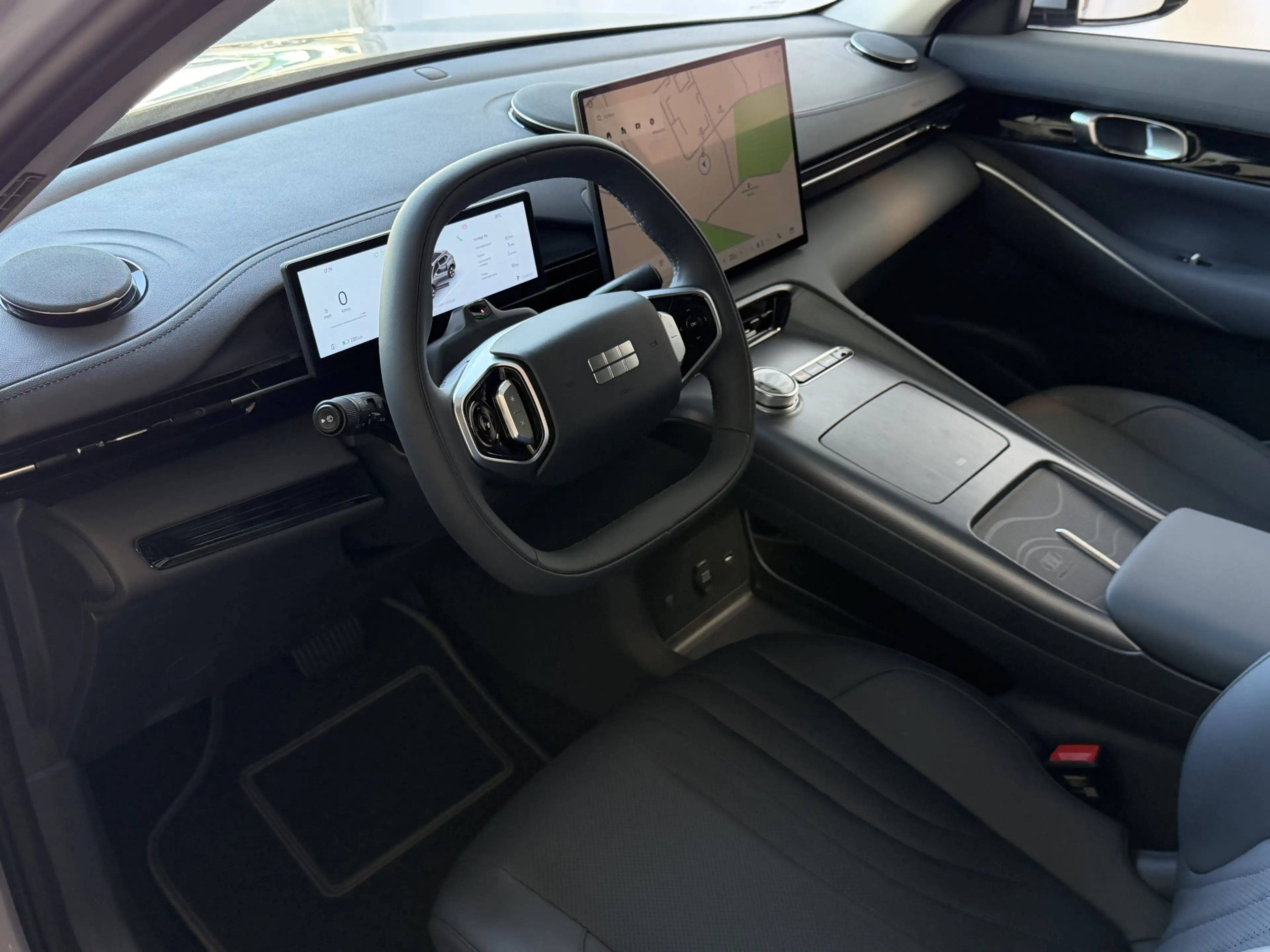 Geely E5 Pro+ 68 kWh | 475 km WLTP | Moonlight Silver 8 Jaa — photo 9