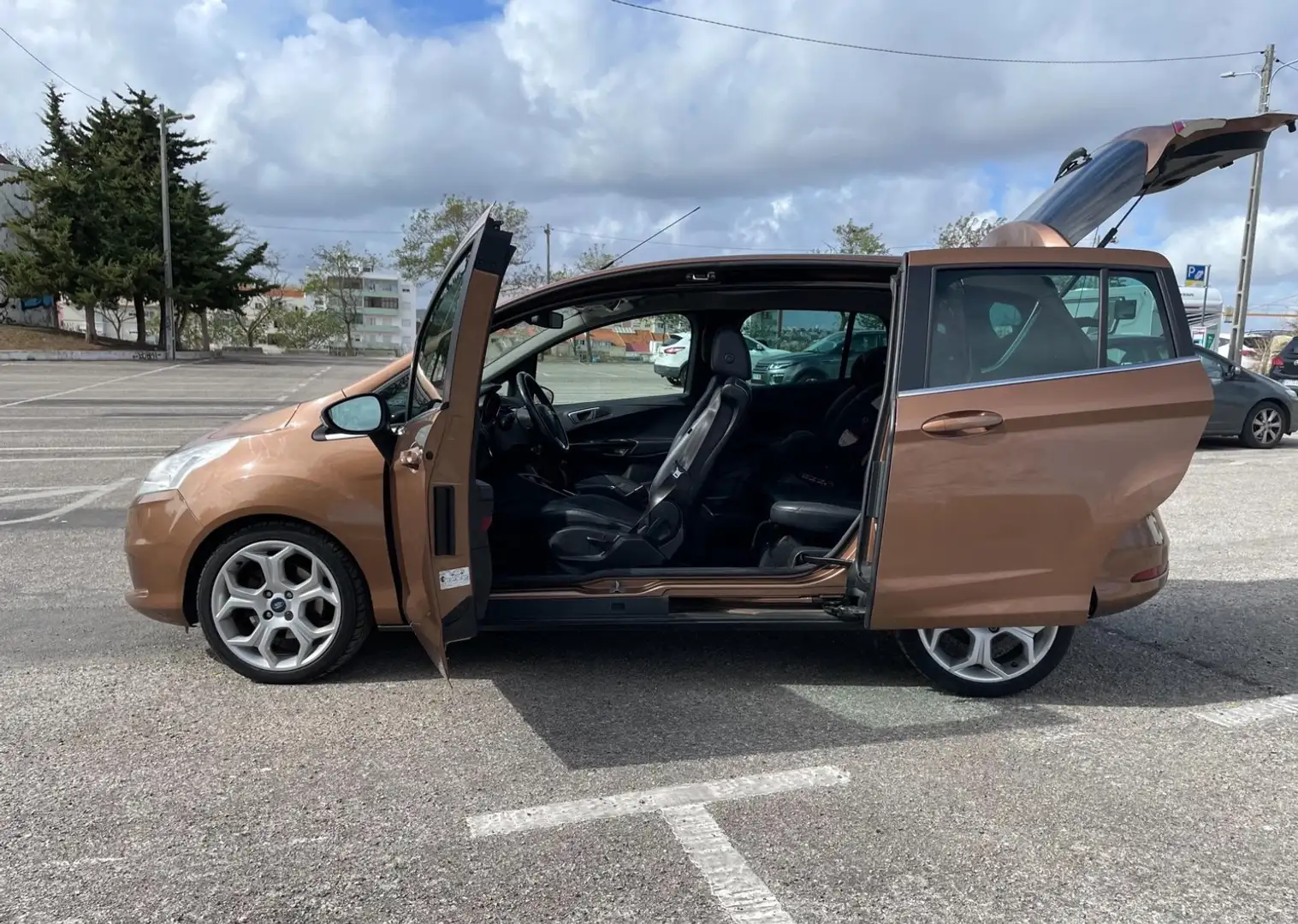 Ford B-Max B-MAX 1.4 90 Titanium - 1