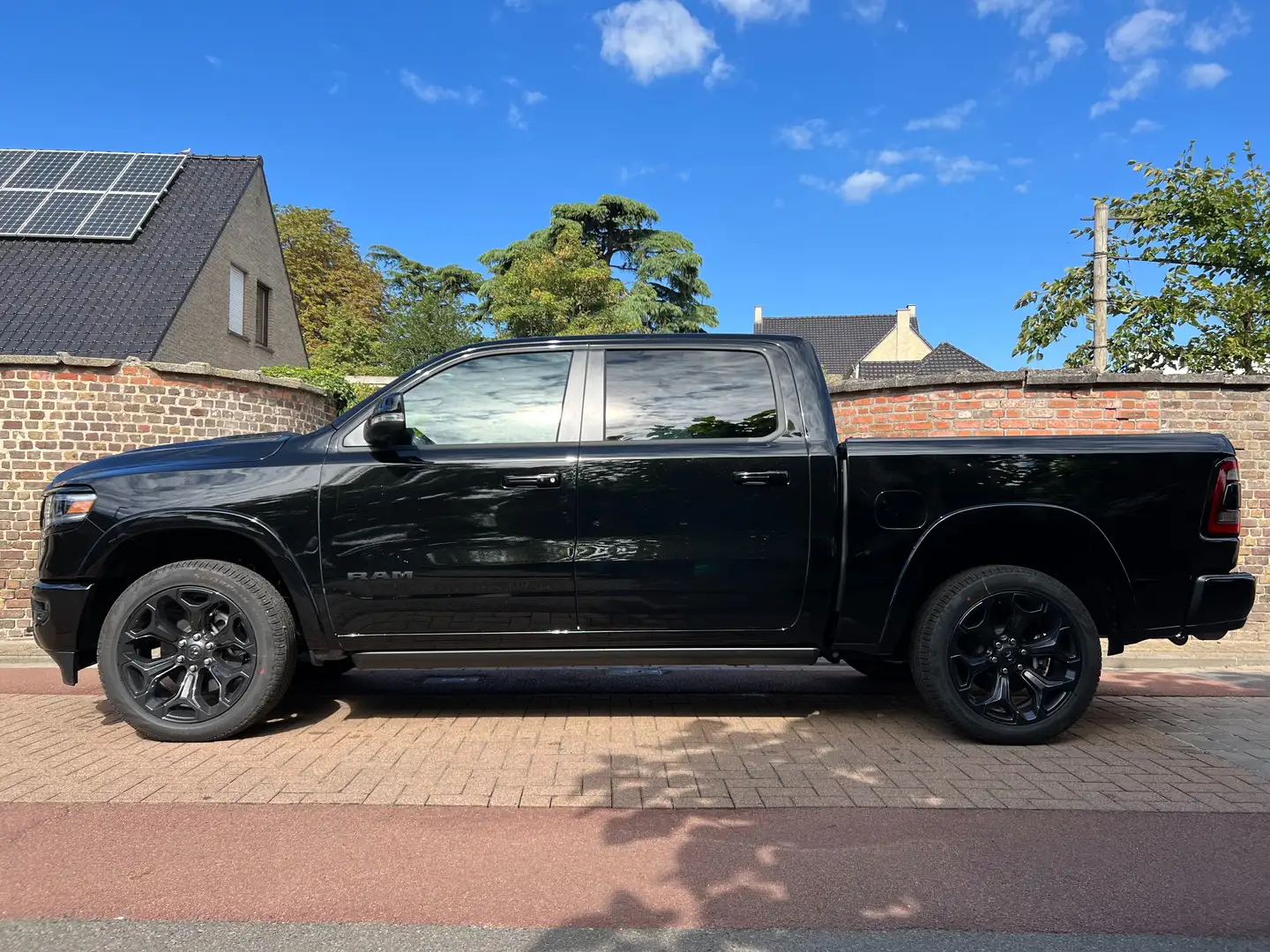 Dodge RAM Model 2024 Limited Night € 79.900,- excl. btw - 2