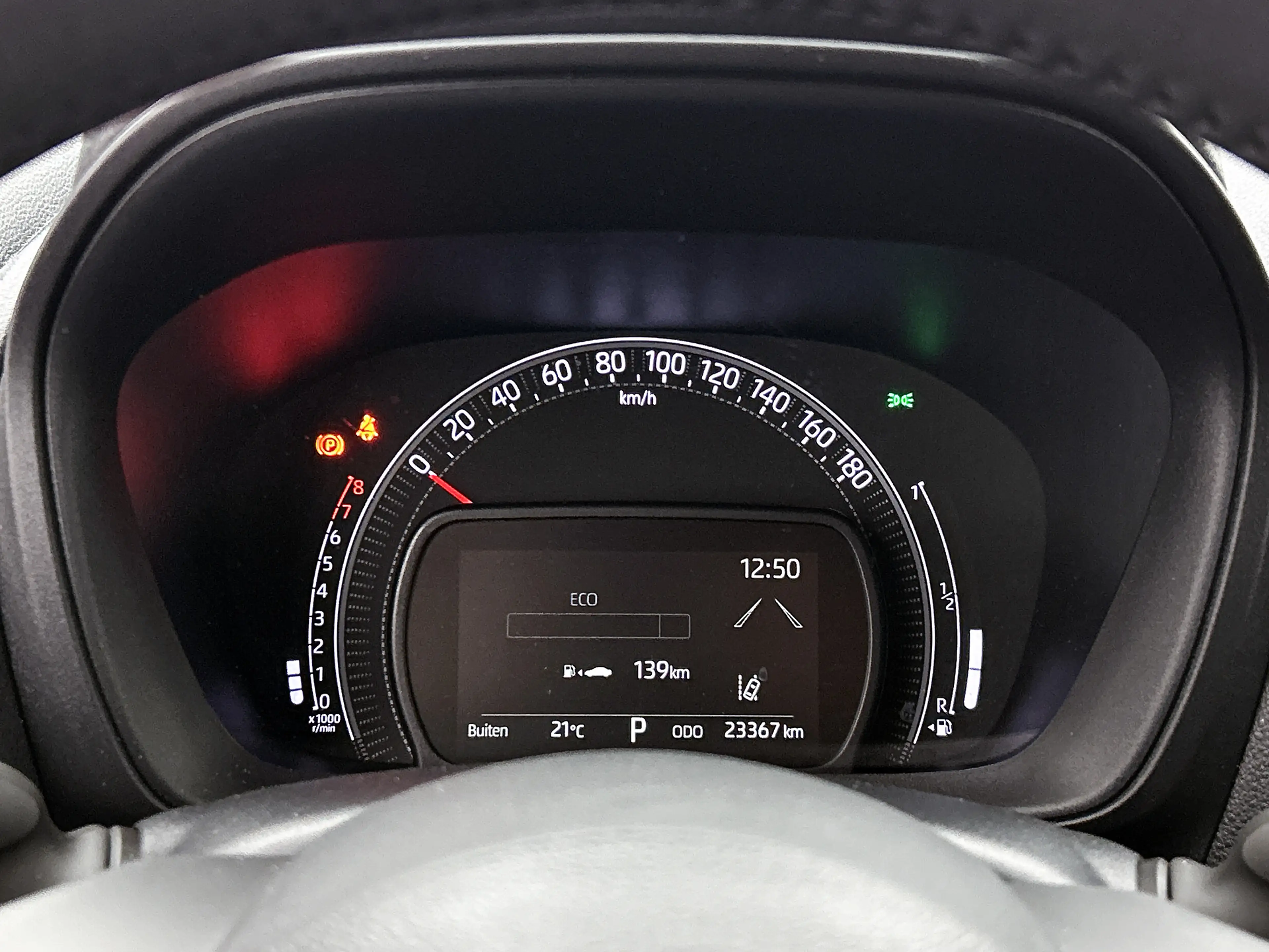 Toyota Aygo X 1.0 VVT-i S-CVT Pulse + | BTW Voertuig | Parkeerse — photo 5