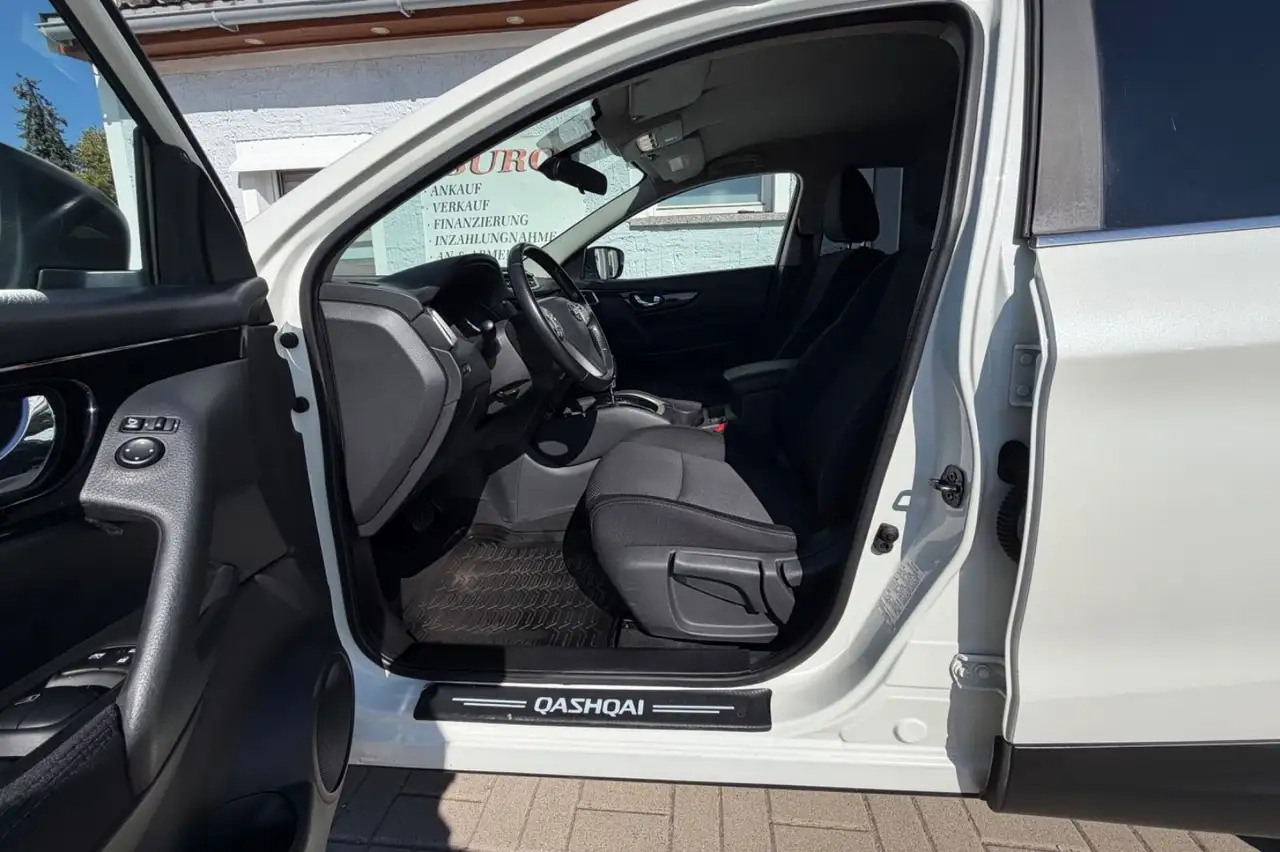 Nissan Qashqai — photo 9 sur 24