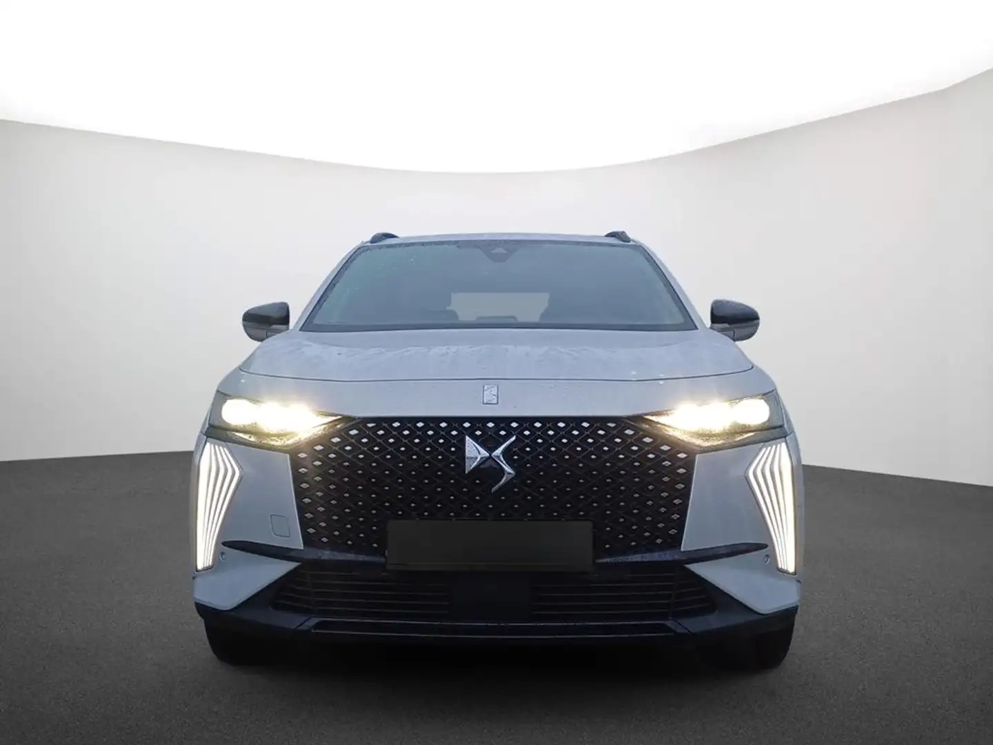DS Automobiles DS 7 Crossback DS7 Esprit de Voyage Grau - 2