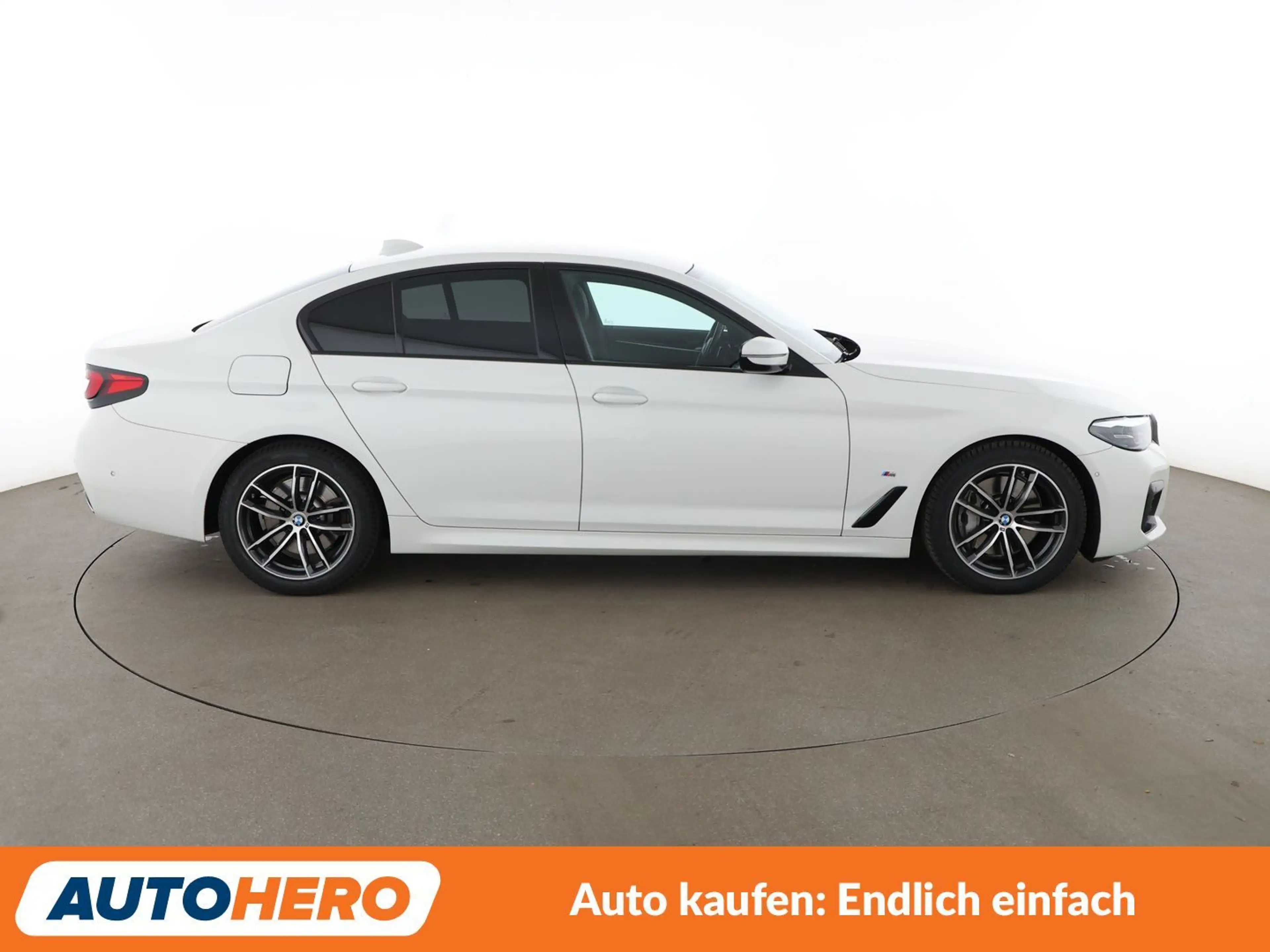 BMW 540 540d Mild-Hybrid xDrive M Sport — photo 7