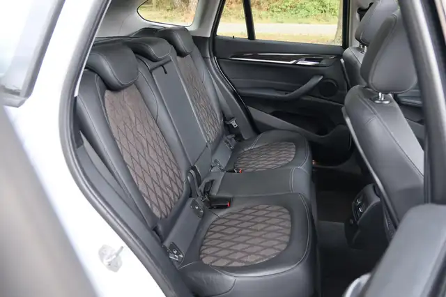BMW X1 view 16