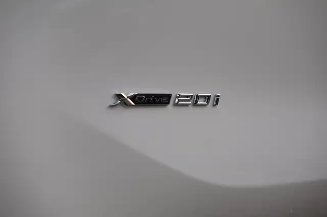 BMW X1 view 8