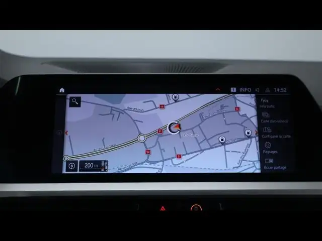 BMW 3 Series view 23