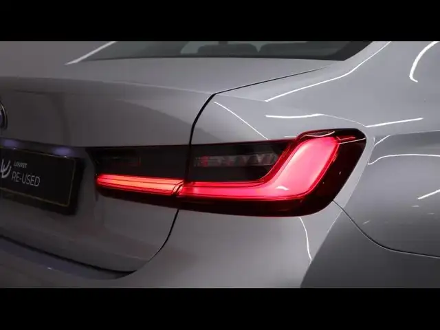BMW 3 Series view 9
