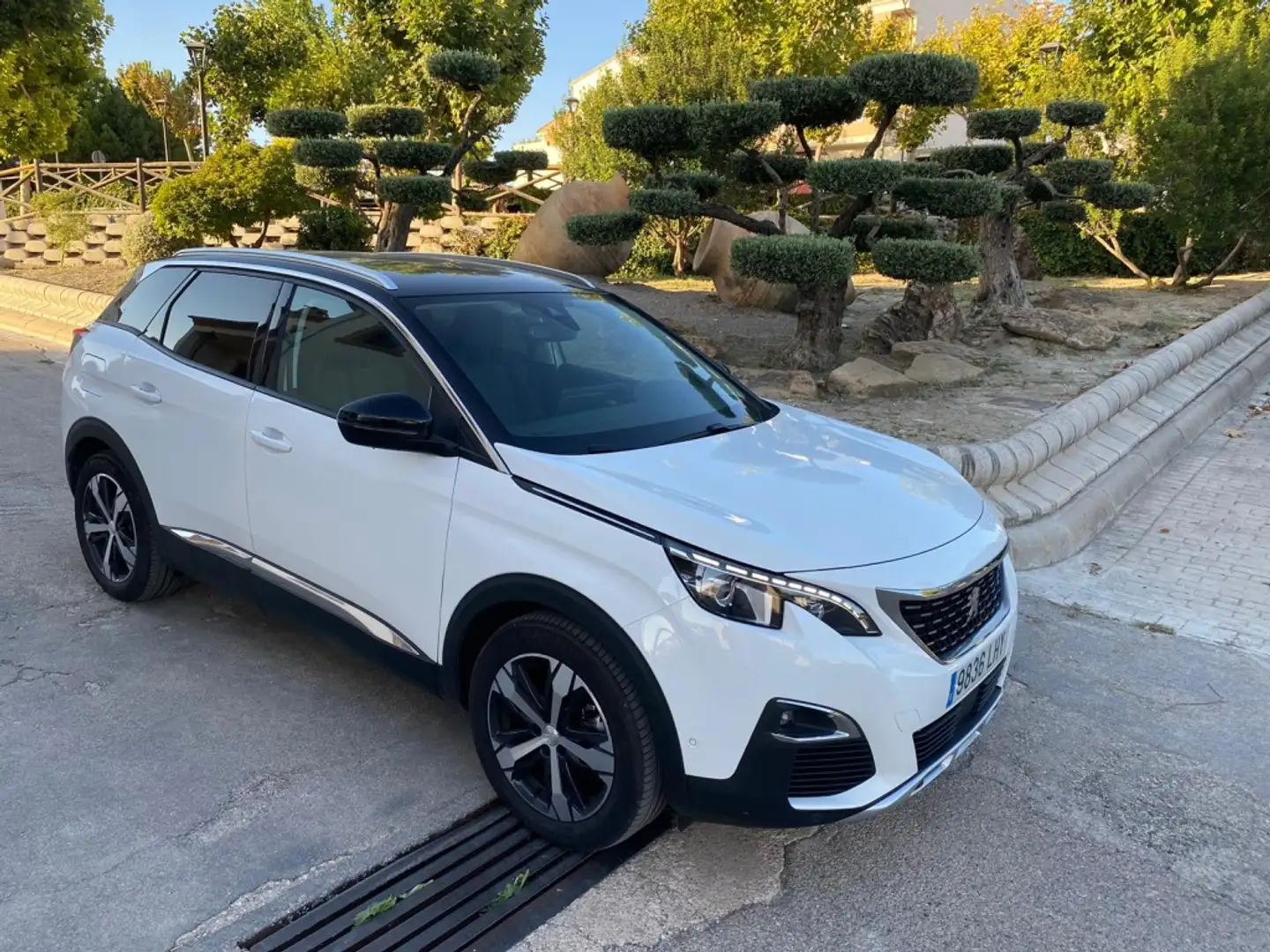 Peugeot 3008 1.5BlueHDi Allure Pack S&S 130 Blanco - 1