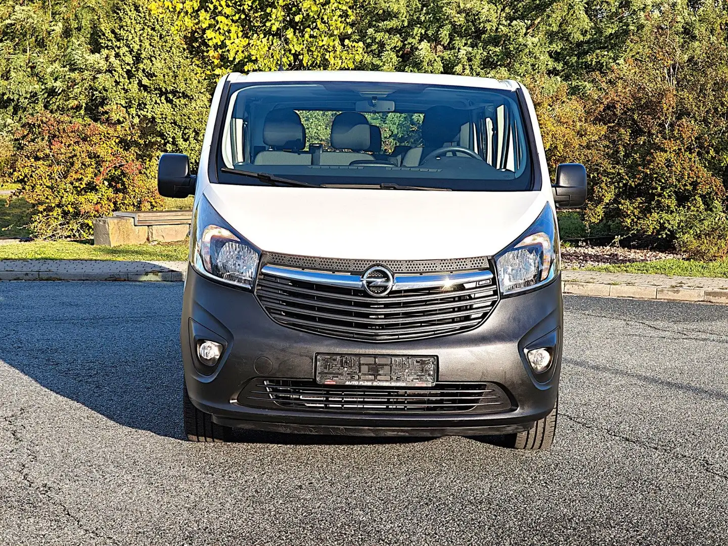 Opel Vivaro B 1.6 CDTi L1H1 2,7t(1.HAND/6SITER/PDC) Weiß - 2