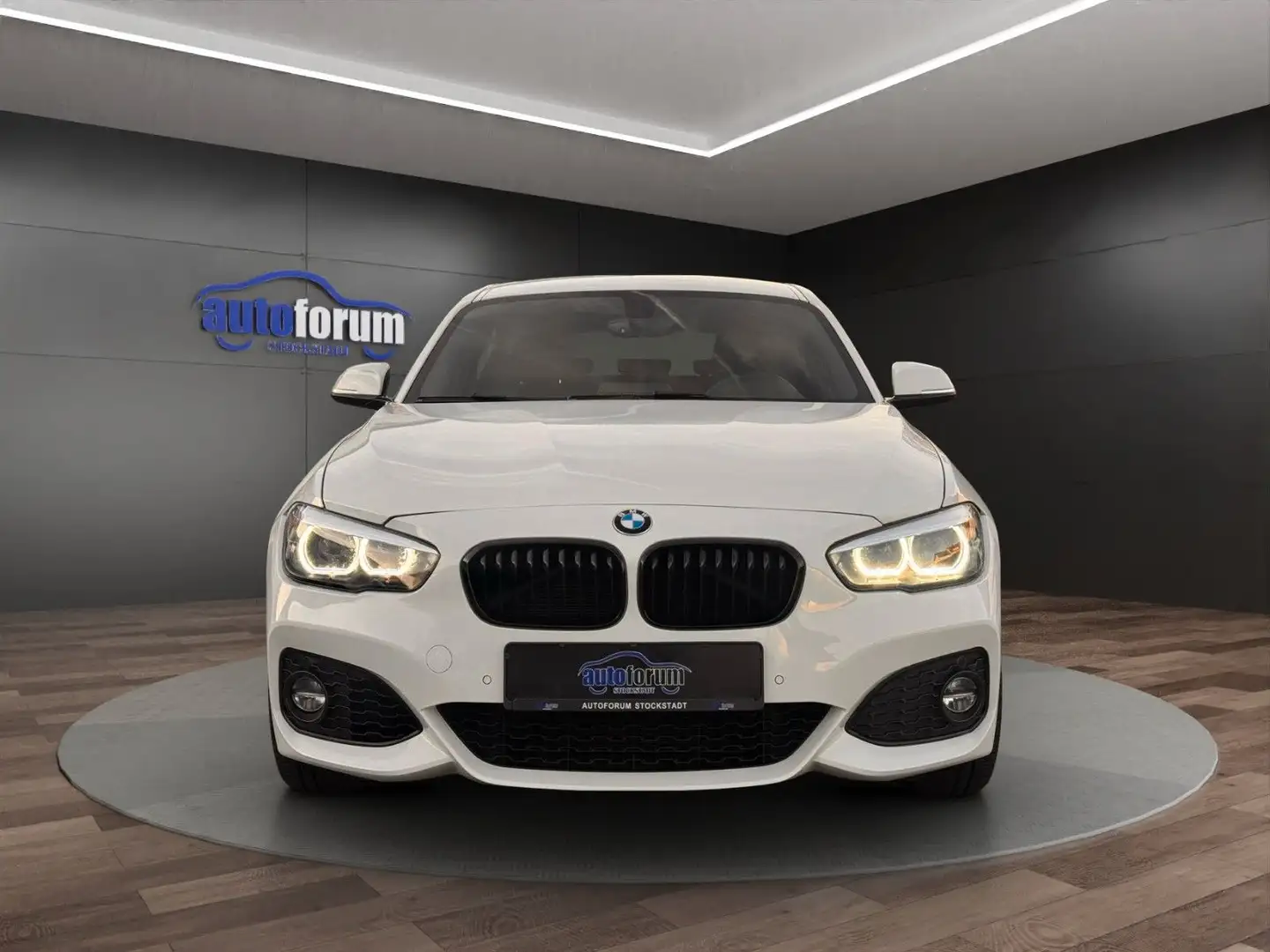 BMW 120 i Edition M Sport LED°NAVI°LEDER°SHZ°18"ALU Blanc - 2