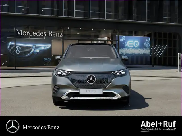 Mercedes-Benz EQE view 2