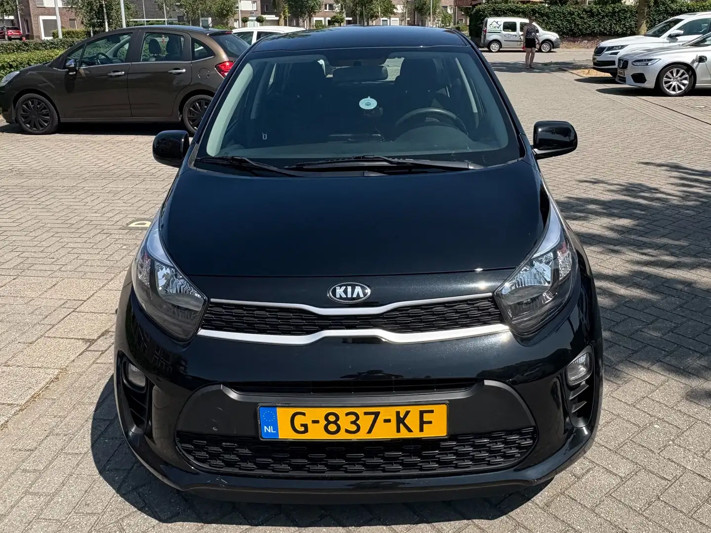 Kia Picanto Picanto 1.0 MPi Comf.Pl.L. Zwart - 1