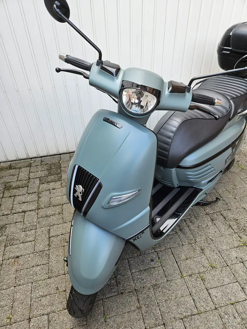 Peugeot Django 125 Peugeot Django 125 - 396 km - wie neu - Garage - 2