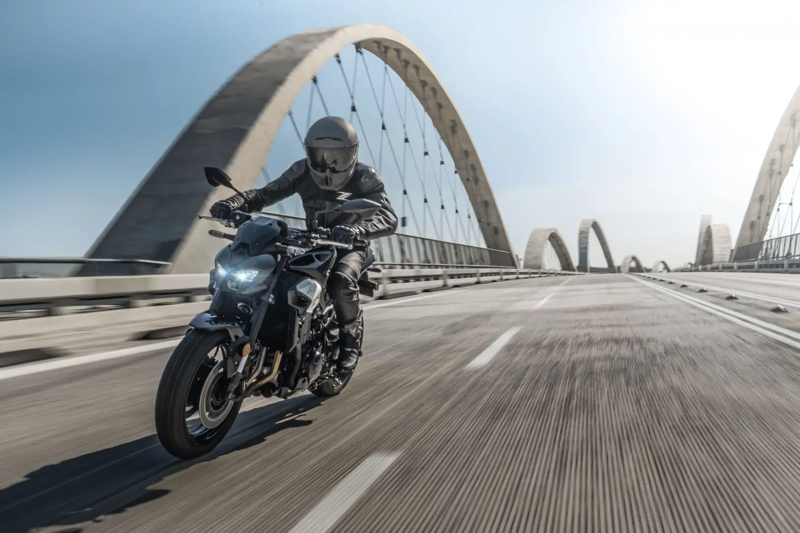 Kawasaki Z 900 Vert - 2