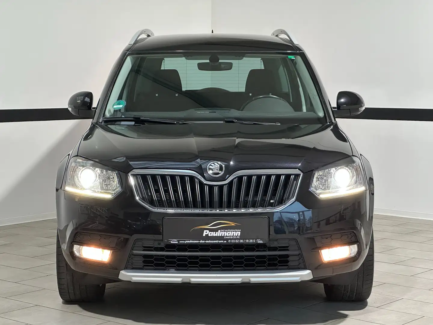 Skoda Yeti Yeti 1.4 TSI Joy GreenTec Bi-Xenon*PDC*Klimaaut.* Schwarz - 2