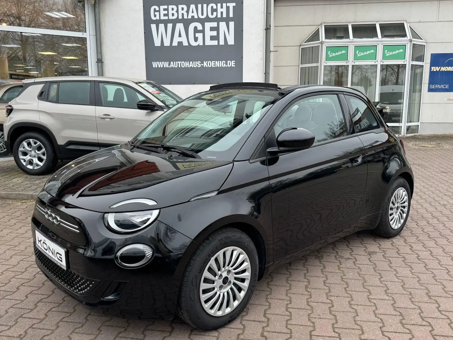 Fiat 500e Cabrio 118PS 42kWh KLIMA*TEMPOMAT*CARPLAY Schwarz - 1